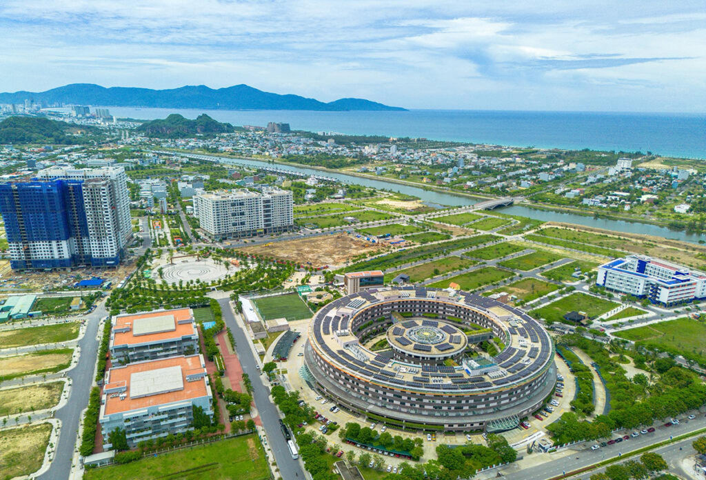 Chung Cư FPT Plaza 4 - Giá Mua Bán Căn Hộ Chung Cư FPT Plaza 4 Đà Nẵng. FPT Plaza 4 toạ lạc tại block B5-3 KĐT FPT City, Hoà Hải, Ngũ Hành Sơn, Đà Nẵng